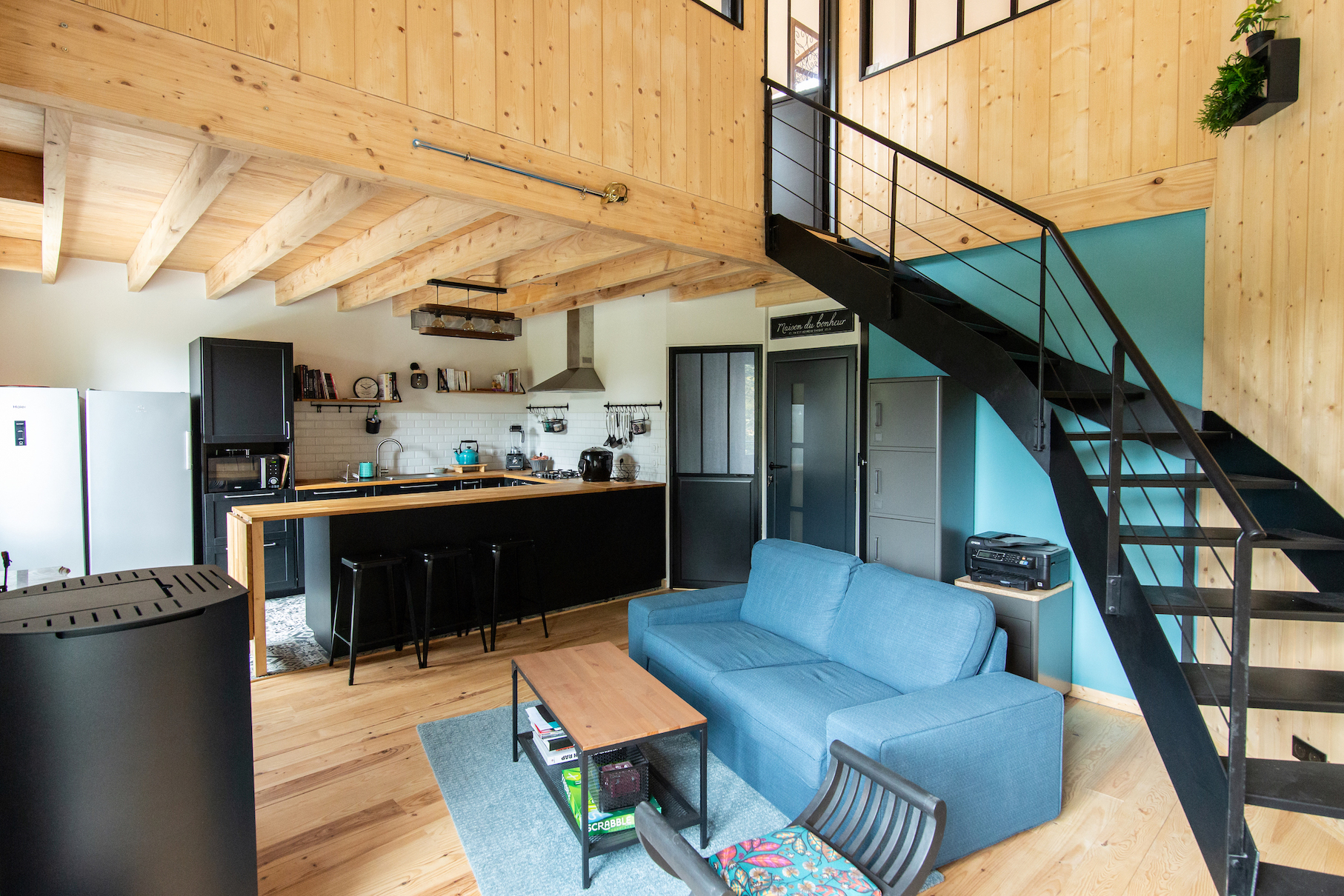 Bordeaux Bastide, loft en duplex avec studio indpendant et terrasse, usage mixte, proche Tram A